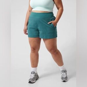 Athleta Women's Trekkie North Short Borealis Green Teal Plus Size 26